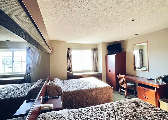 Welcome Inn & Suites